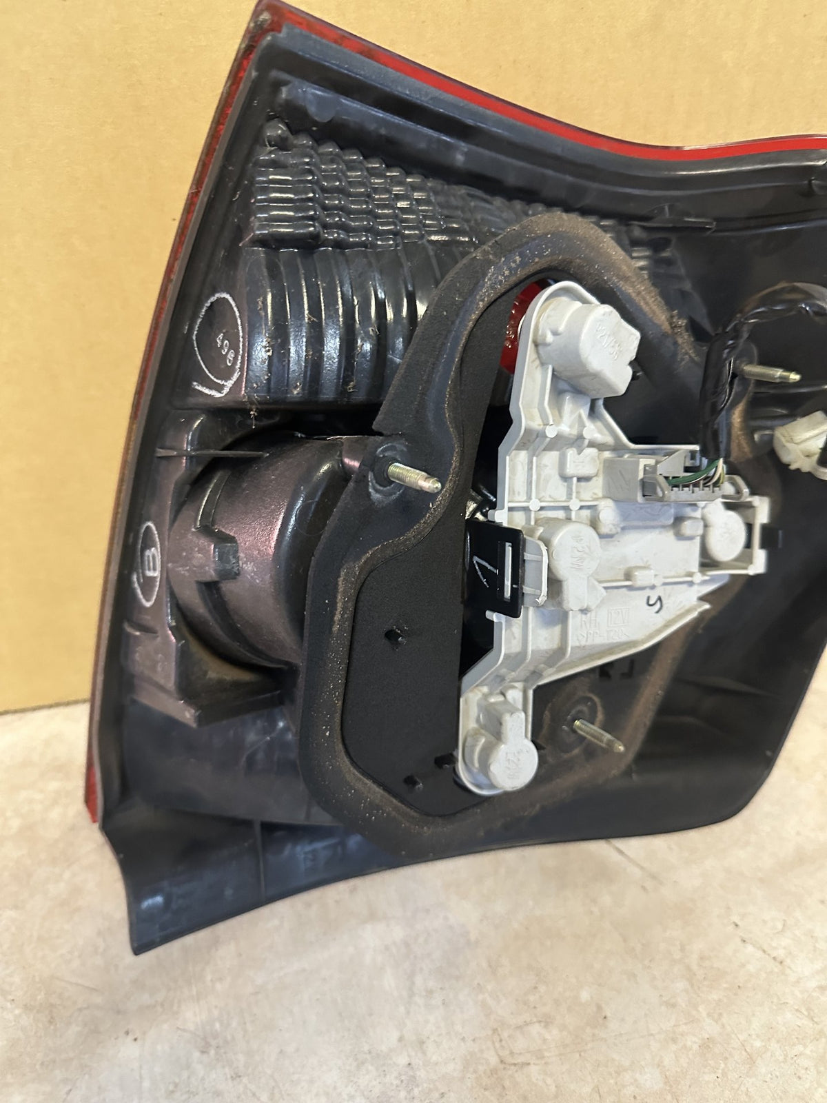 2004 Toyota Corolla - Right Taillight