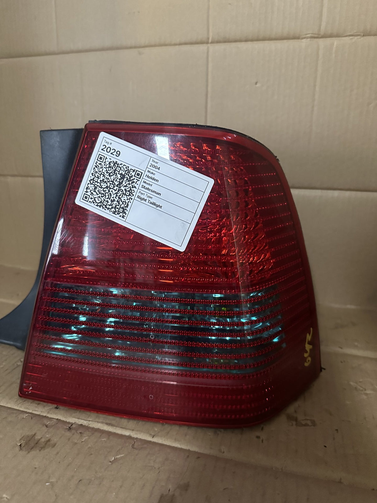 2003-2004 Holden Statesman WK KY54A - Right Taillight