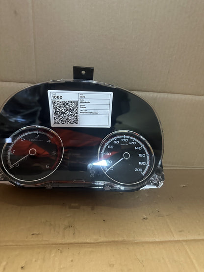 2004-2005 BMW 318i E46 Unknown Instrument Cluster 8100C666