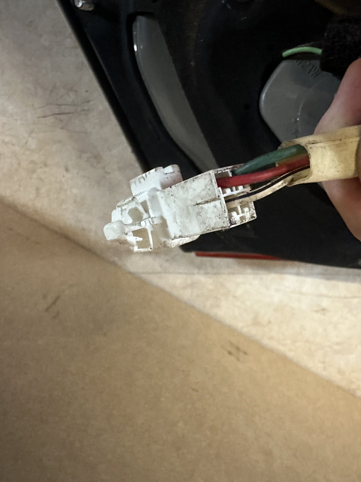 2007 Toyota Aurion - Right Boot Light