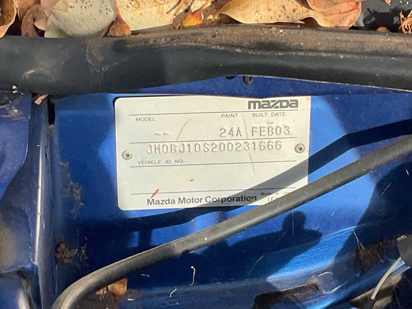 2003 Mazda 323 BJ