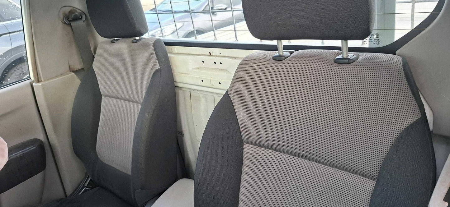 2012 Mitsubishi Triton GL MNCab & Chassis 
Mitsubishi
Triton