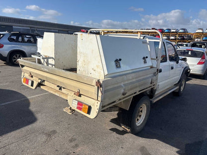 2002 Toyota Hilux N100
