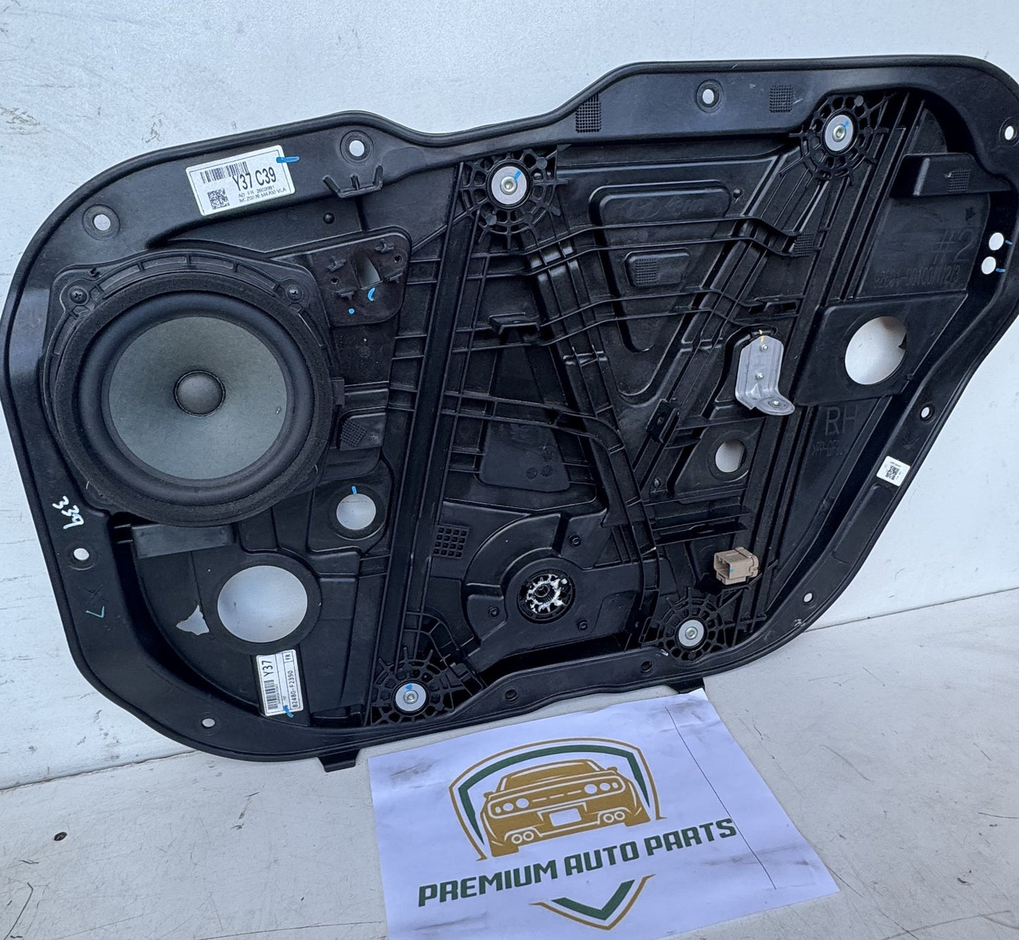 2018  AD Right Front Window Regulator
