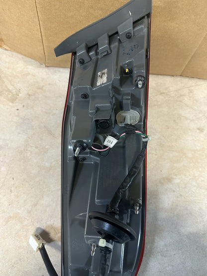 2015-2020 Hyundai Elantra - Right Taillight