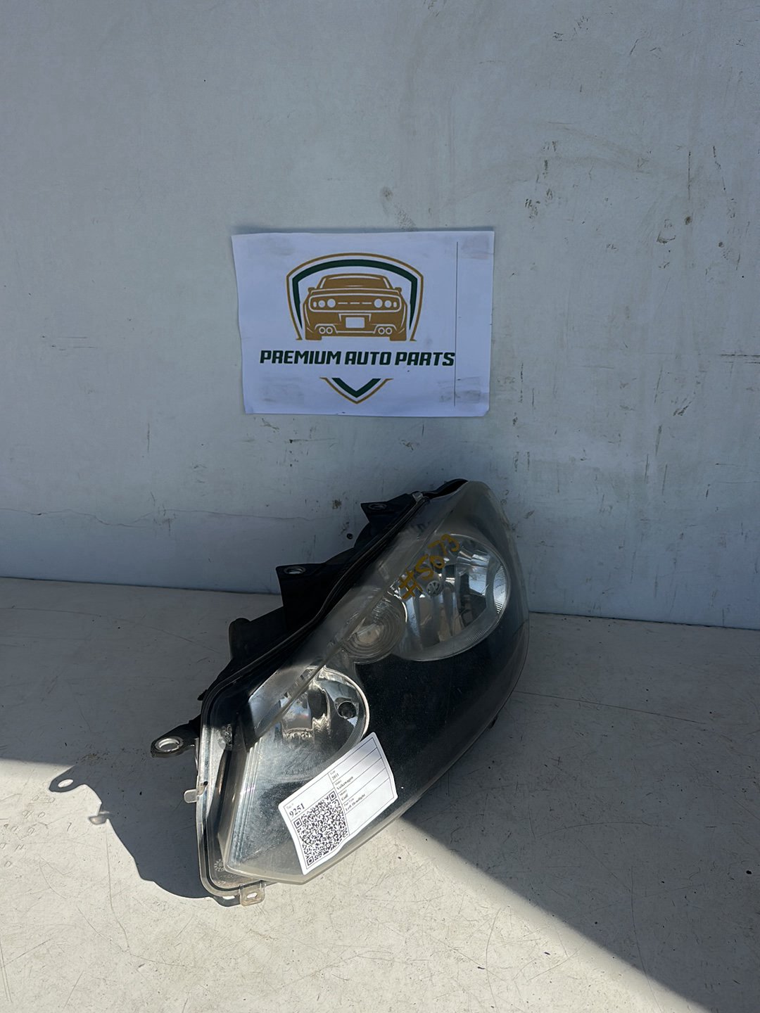 2011 Volkswagen Golf MK6 - 5K Hatchback Left Headlight