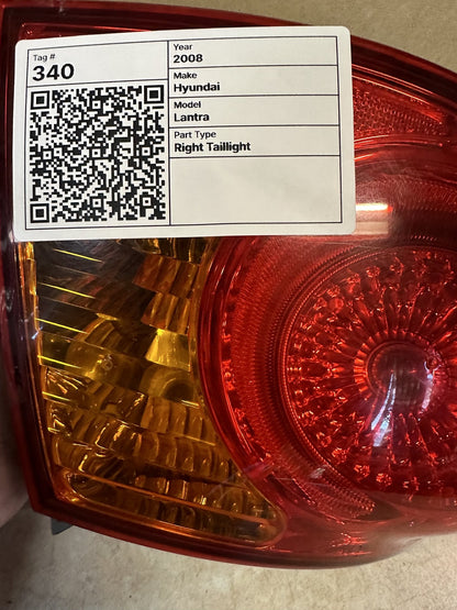 2008 Hyundai Elantra - Right Taillight