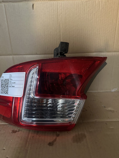 2014 Toyota Camry - Right Taillight