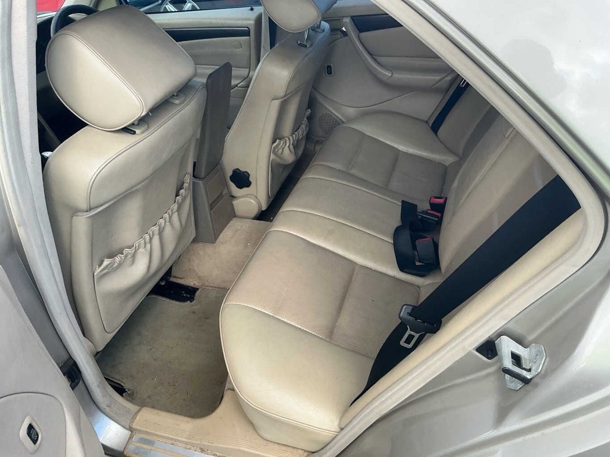 2000 Mercedes-Benz C-Class