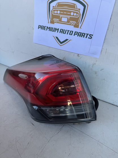 2017 Toyota RAV4 Station Wagon Left Taillight
