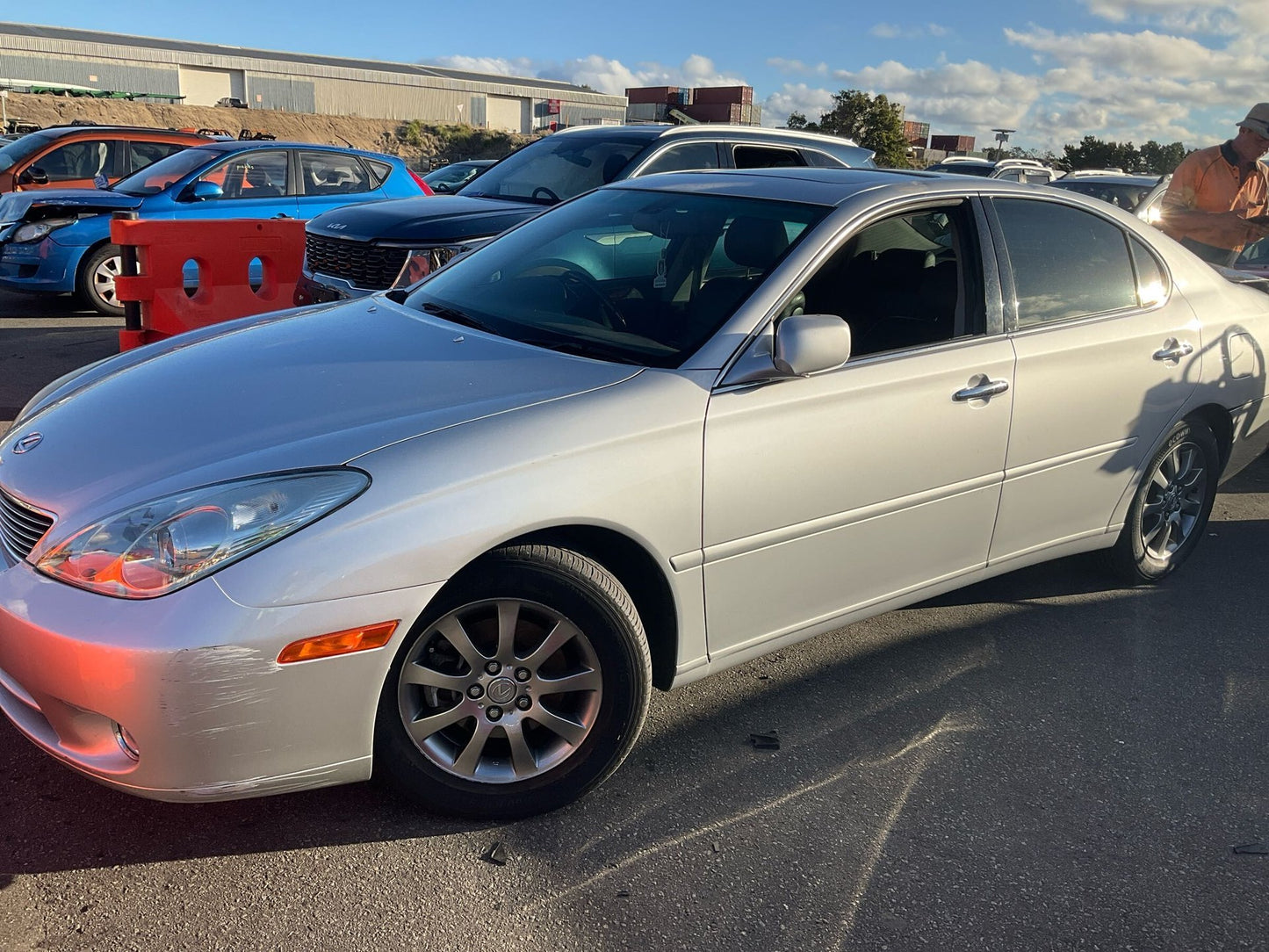 2005 Lexus ES300  V30Sedan 
Lexus
ES300