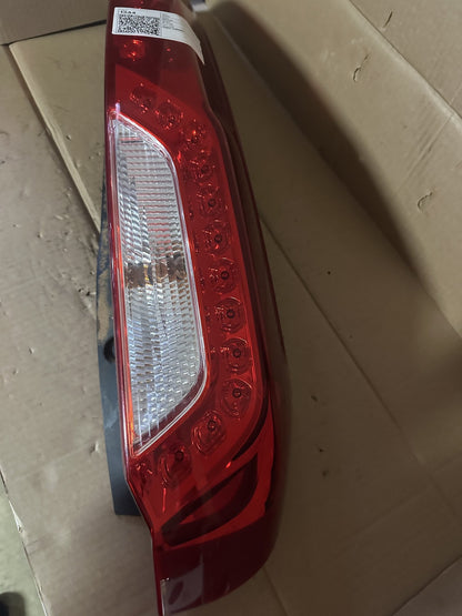 2013 Nissan X-Trail T31 - Right Taillight