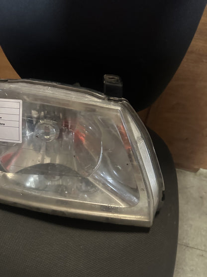 2006 Mitsubishi Triton L 200, Triton Unknown Right Headlight 02HC