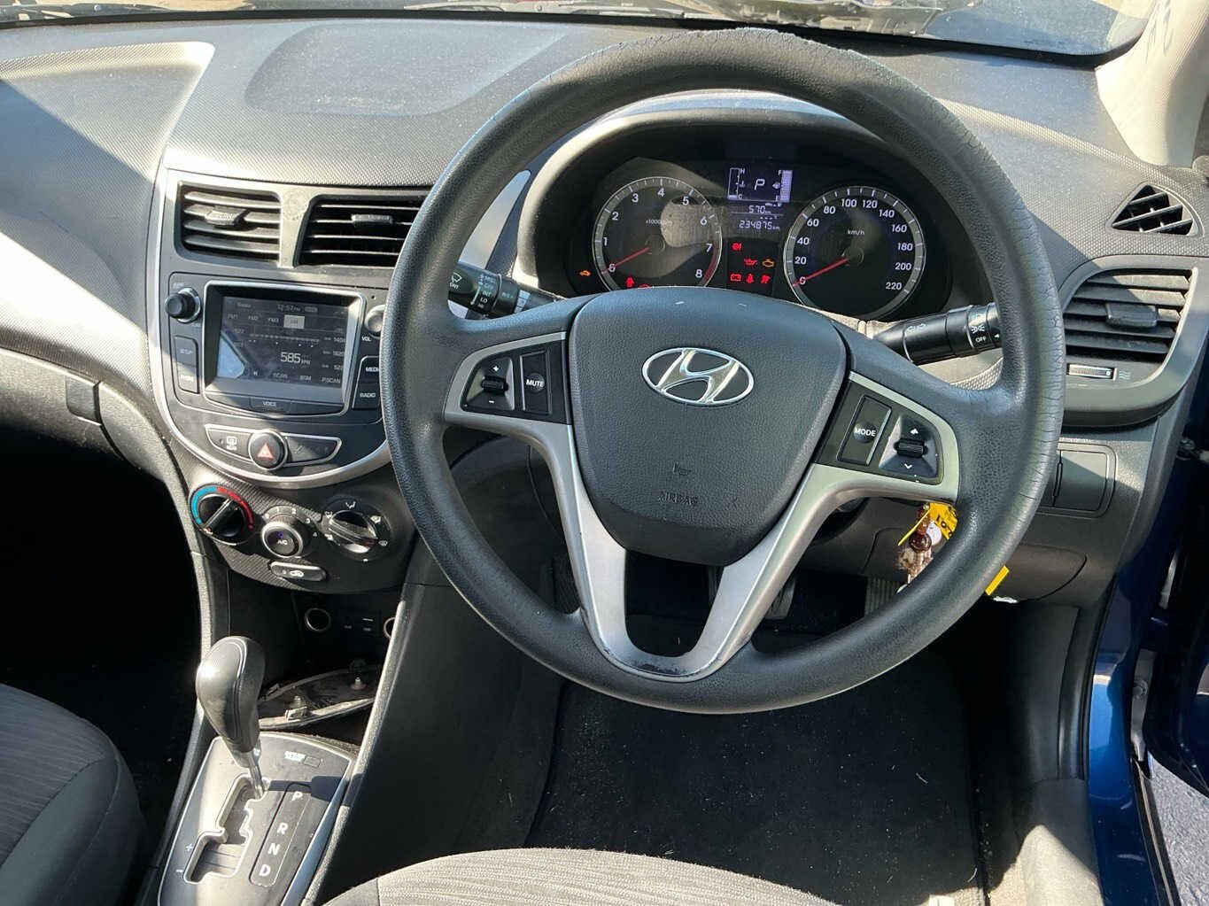 2015 Hyundai Accent Active RB