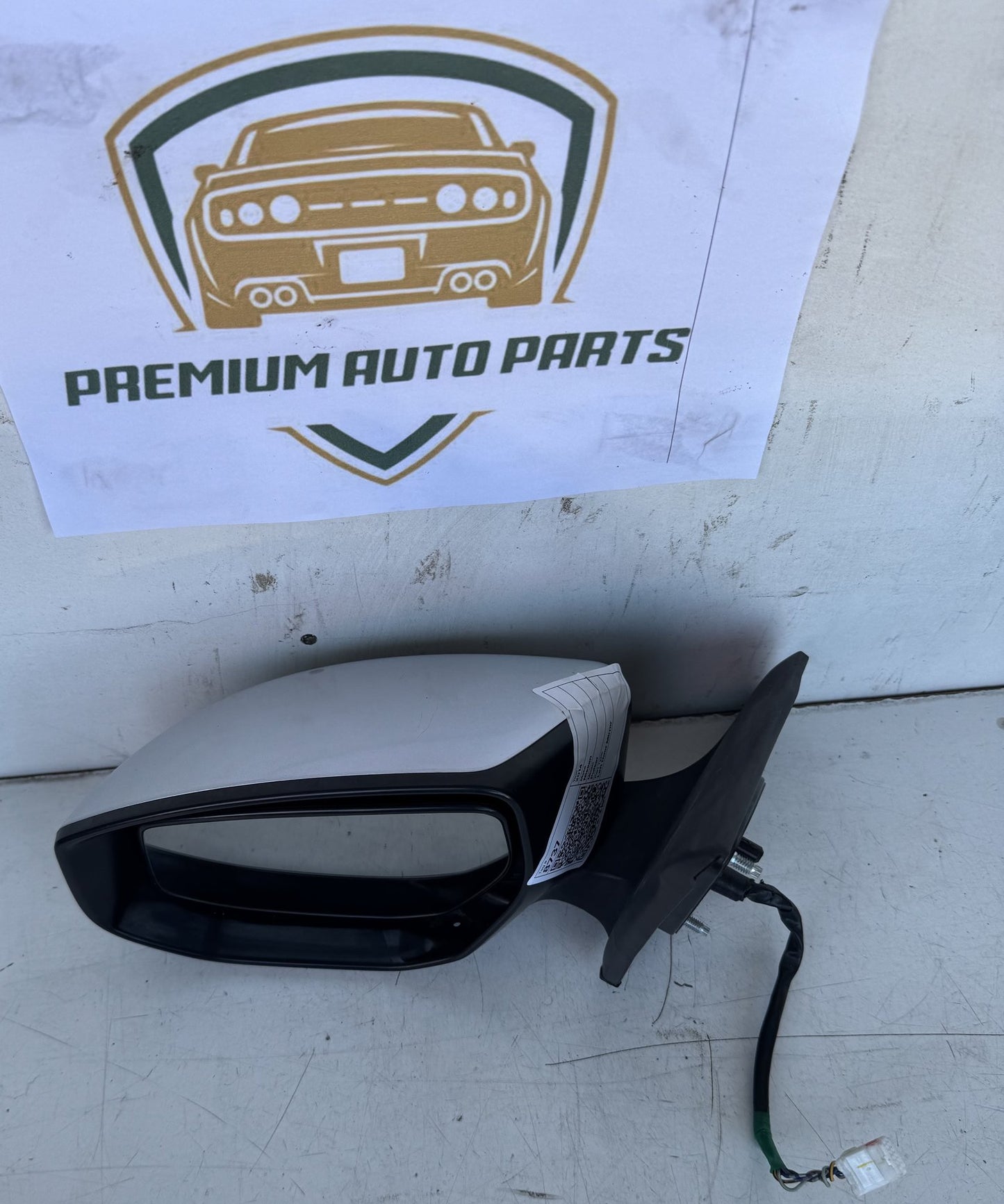 2014 Nissan Pulsar B17 Sedan Left Door Mirror