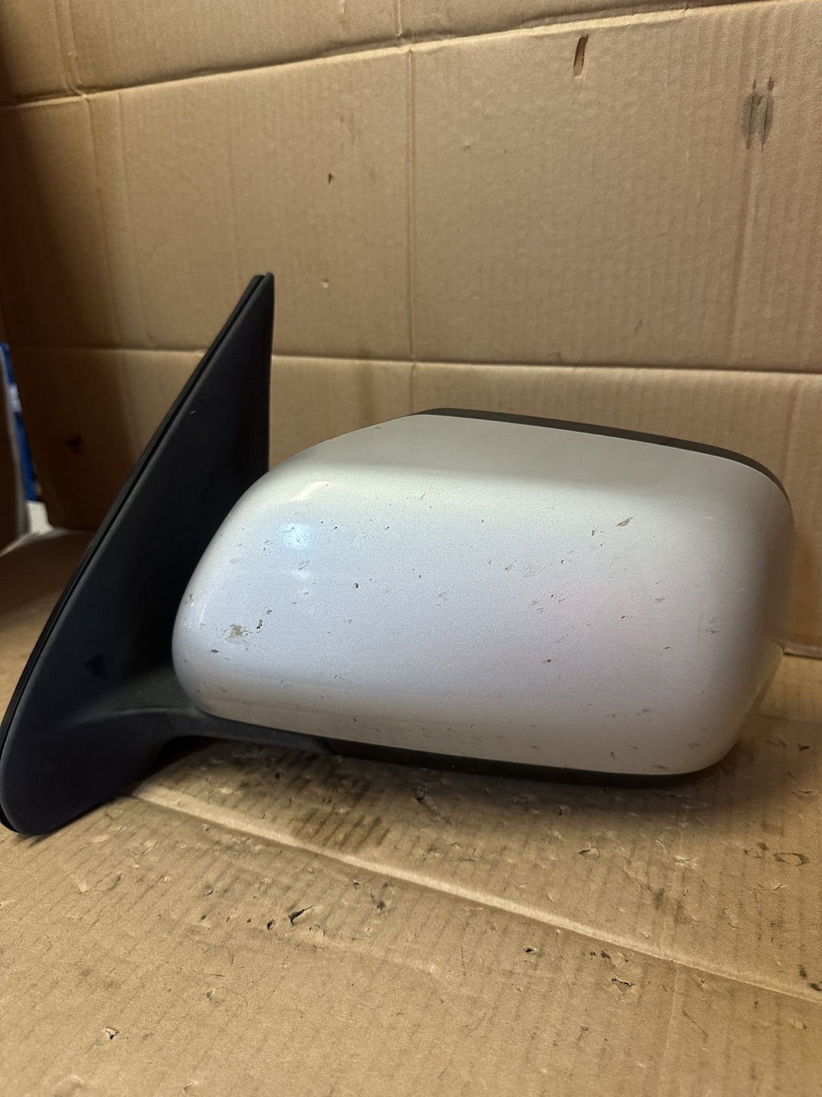 2006-2013 Suzuki Grand Vitara Left Door Mirror 012289