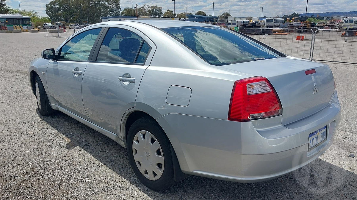 2007 Mitsubishi 380
