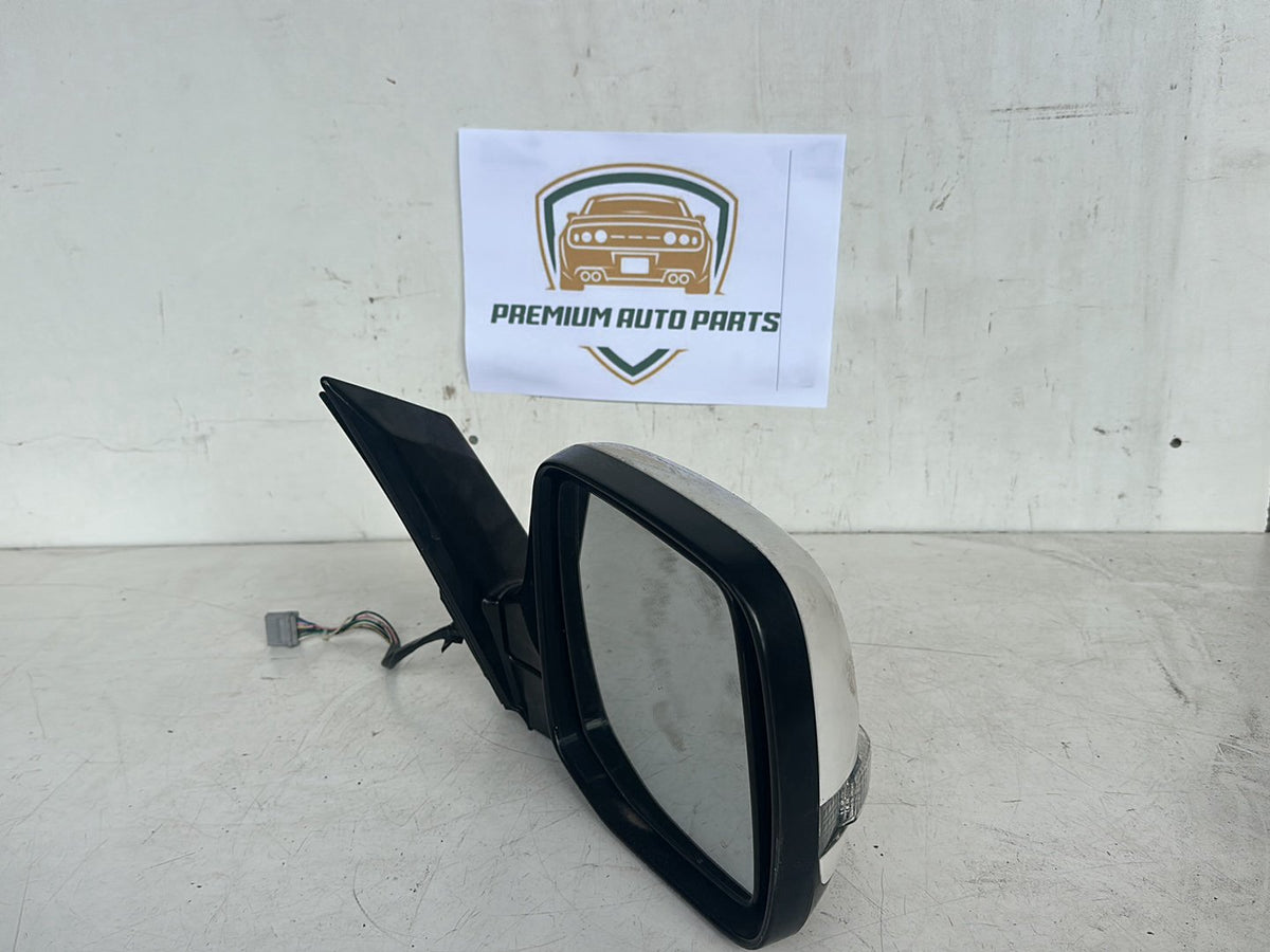 2007 Subaru B9 Tribeca SUV Right Door Mirror