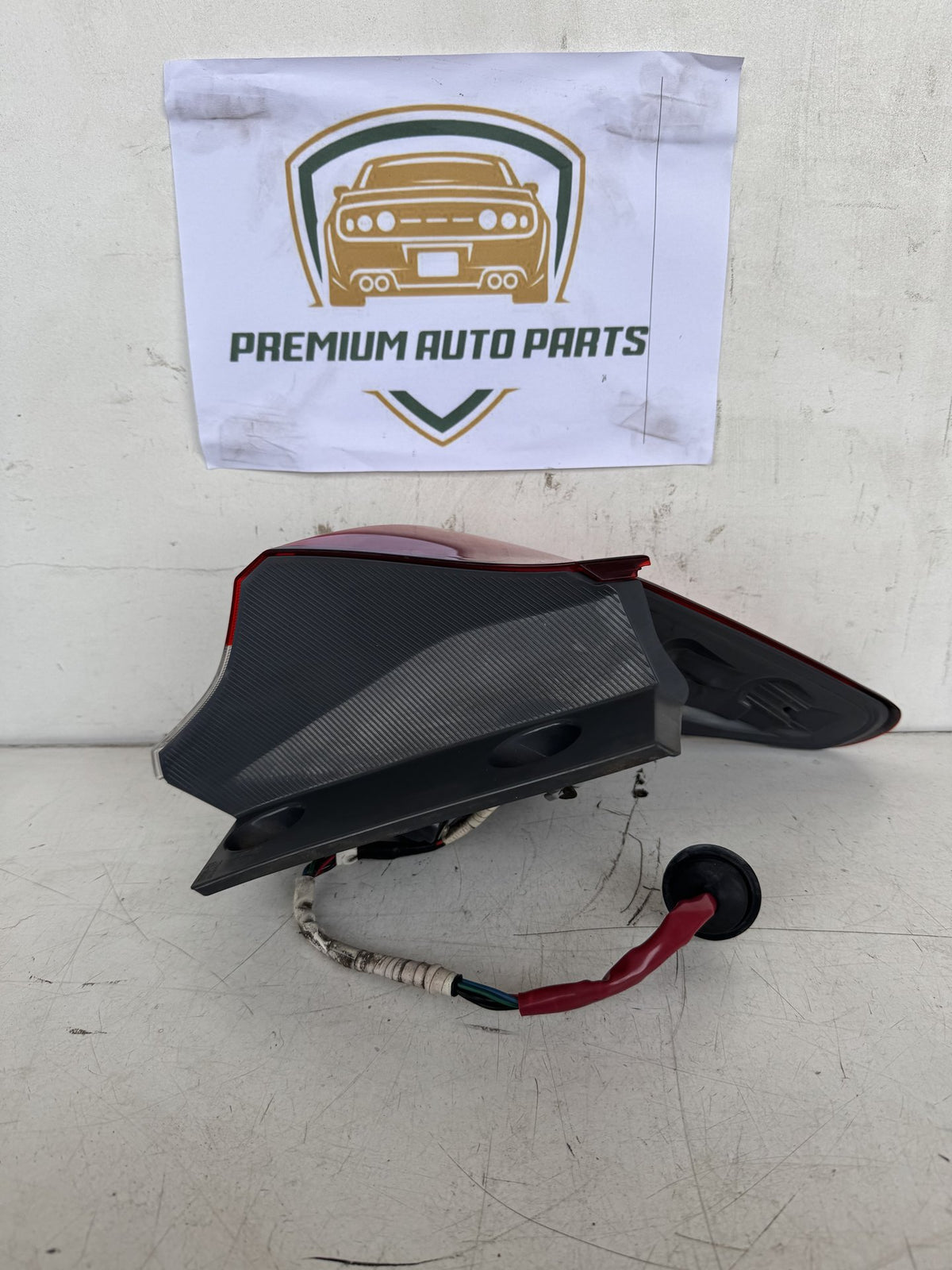 2015 Toyota Corolla Hatchback Right Taillight