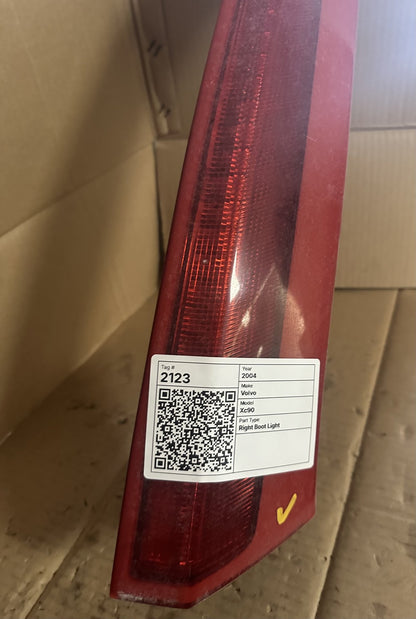 2004 Volvo XC90 - Right Boot Light