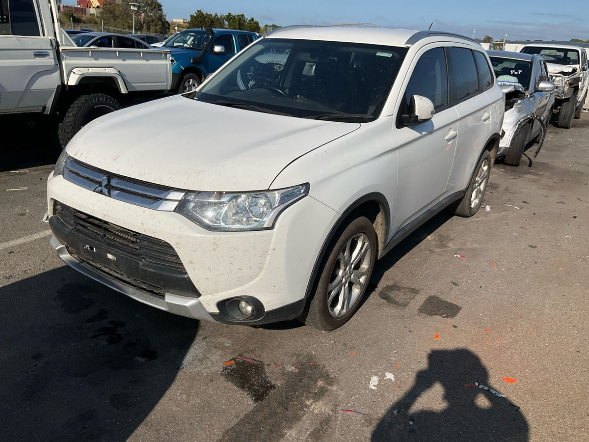 2014 Mitsubishi Outlander ZJ
