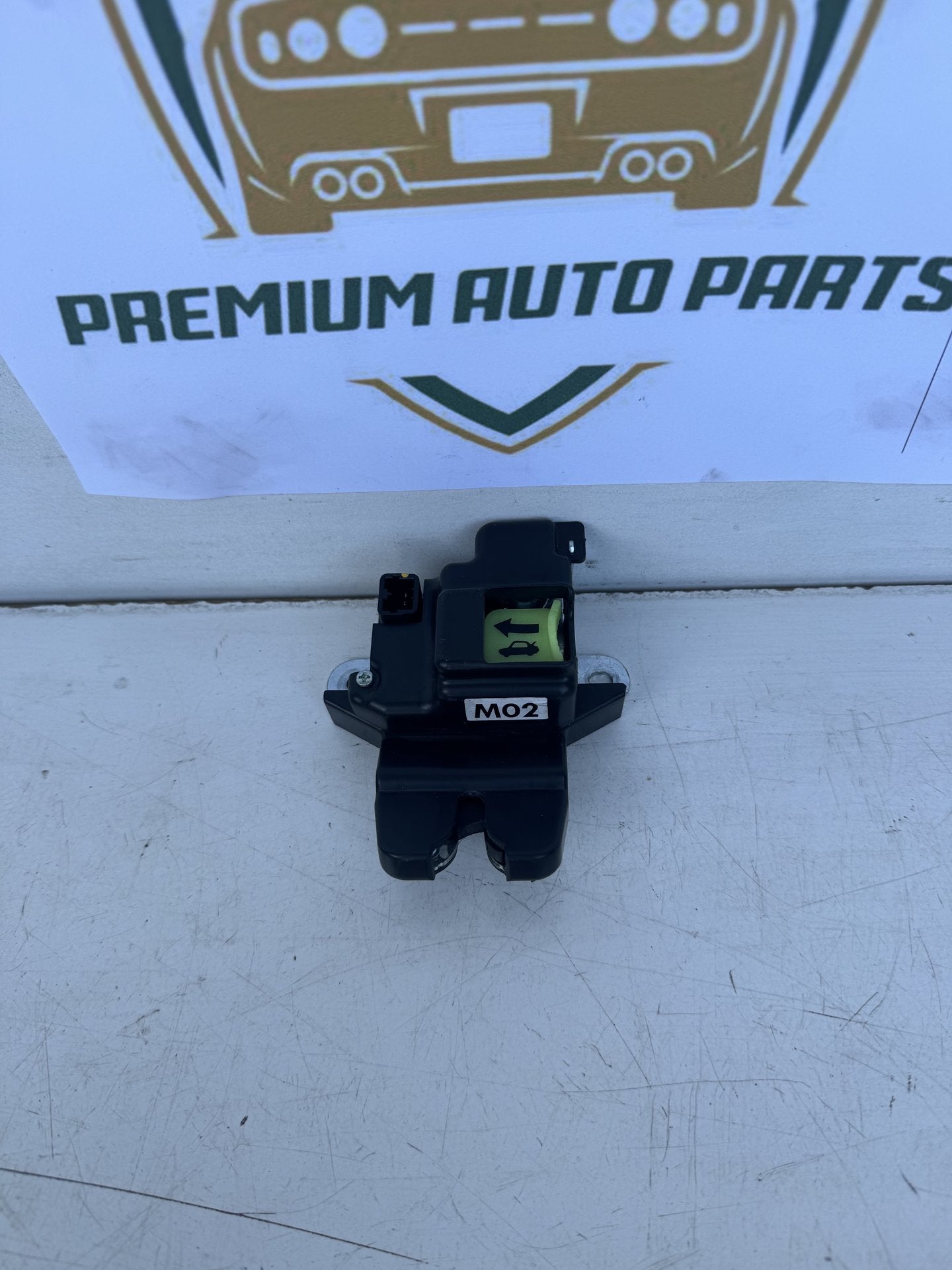 2015   Bootlid Lock