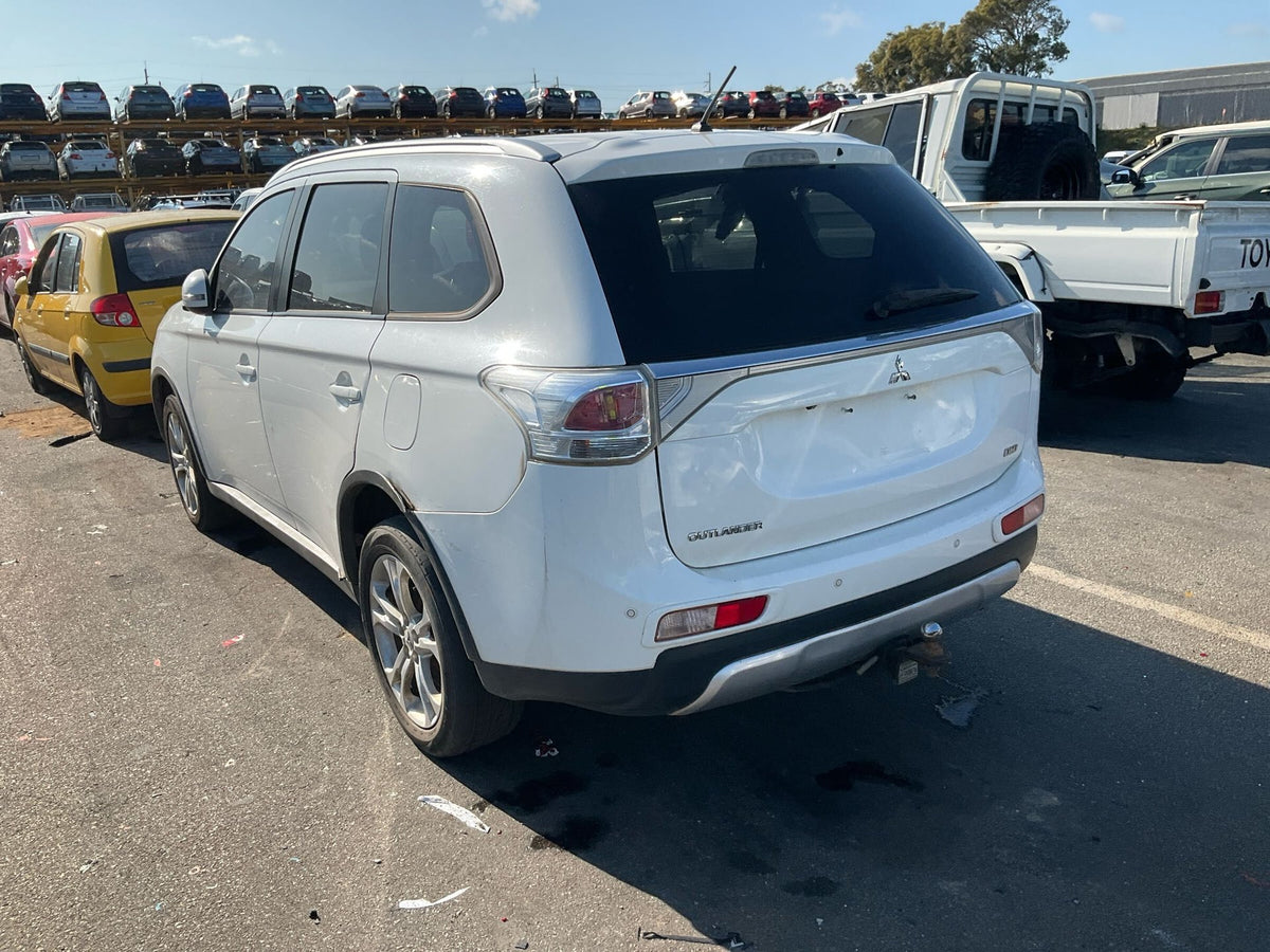 2014 Mitsubishi Outlander ZJ