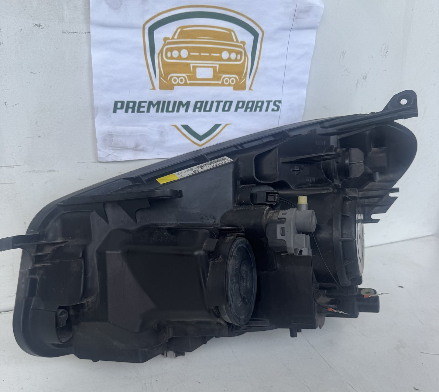 2010   Right Headlight