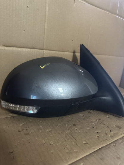 2016 Volkswagen Tiguan Station Wagon Right Door Mirror 020933