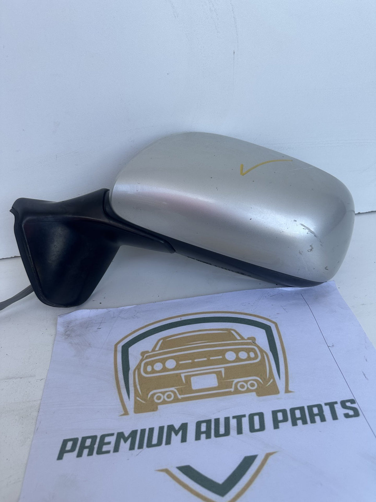 2007 Toyota Corolla Hatchback Left Door Mirror 022310