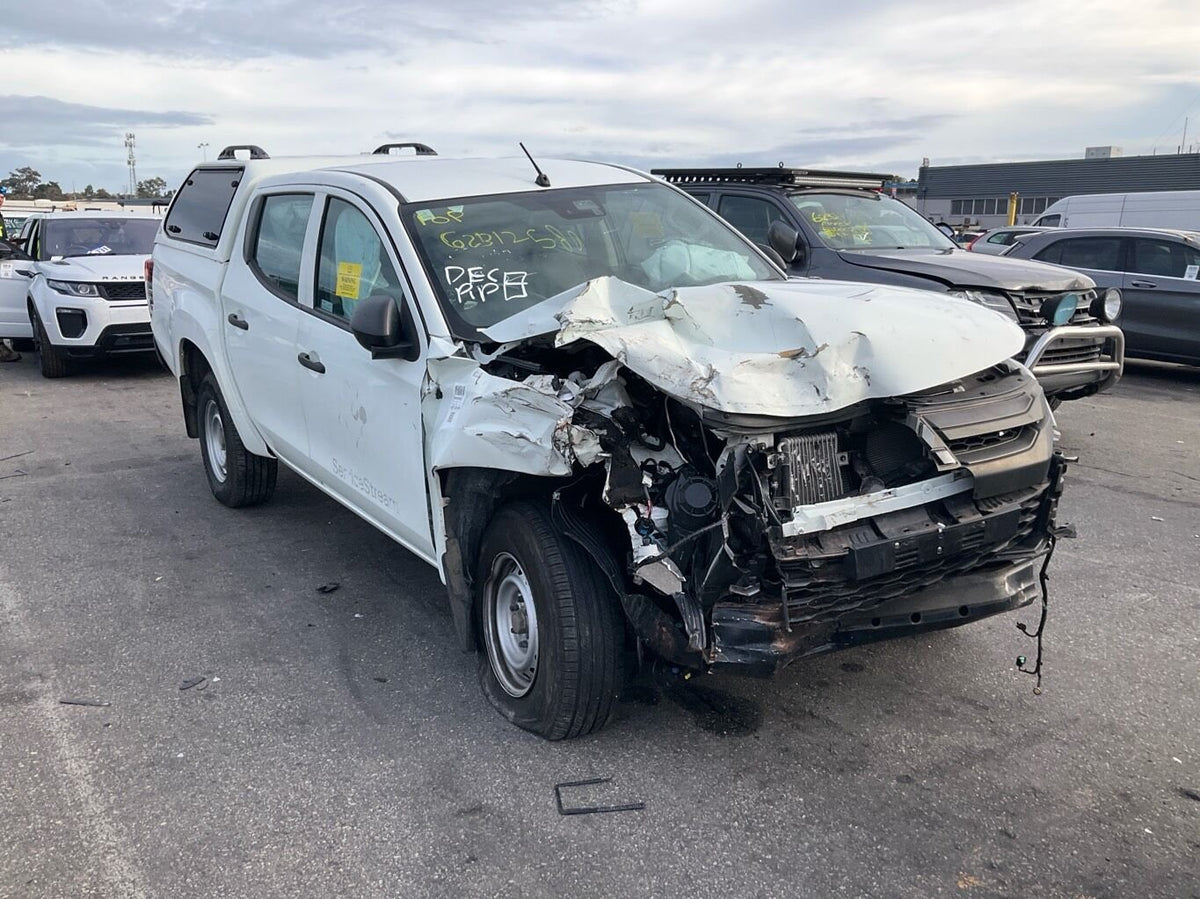 2021 Mitsubishi Triton MR
