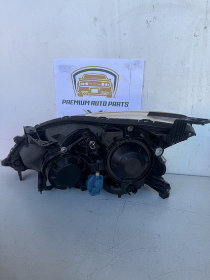 2014 Nissan Pulsar B17 Sedan Right Headlight