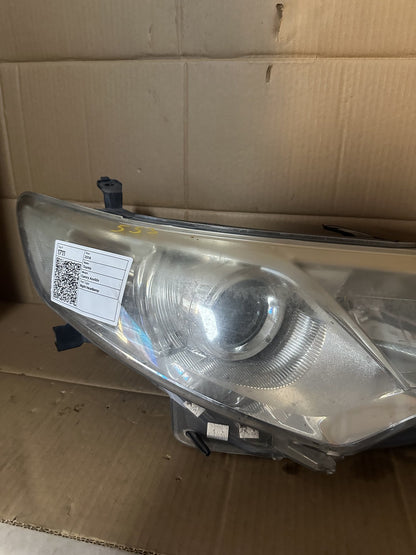 2014 Toyota Camry - Right Headlight