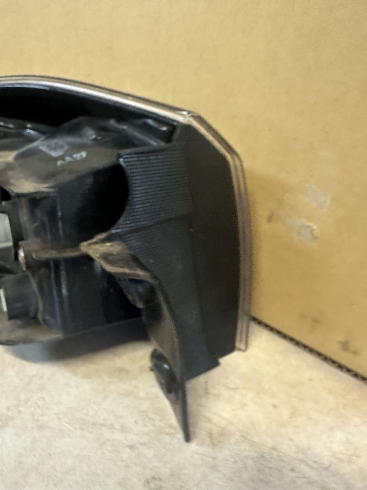 2011 Mitsubishi Lancer Lancer Sedan Right Taillight P5613