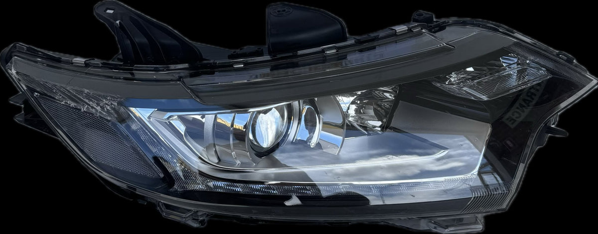 2017 Mitsubishi Outlander GF*W Station Wagon Right Headlight