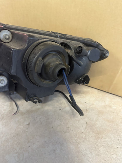 2007 Mazda CX-7 - Right Headlight