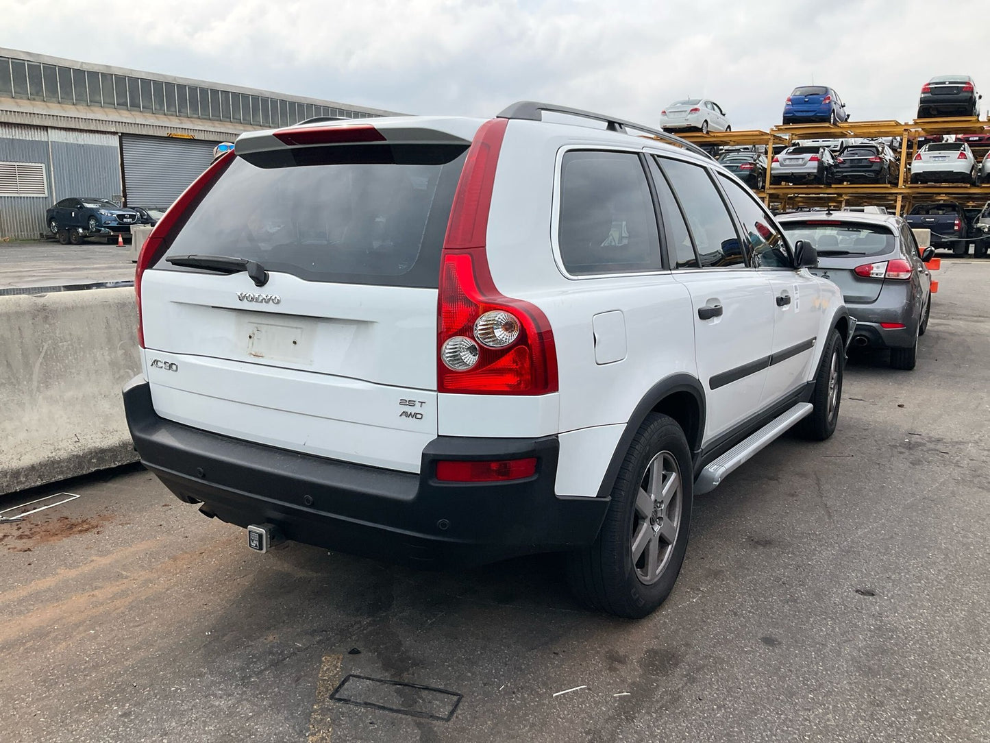 2006 Volvo XC90 2.5T Station Wagon 
Volvo
XC90
