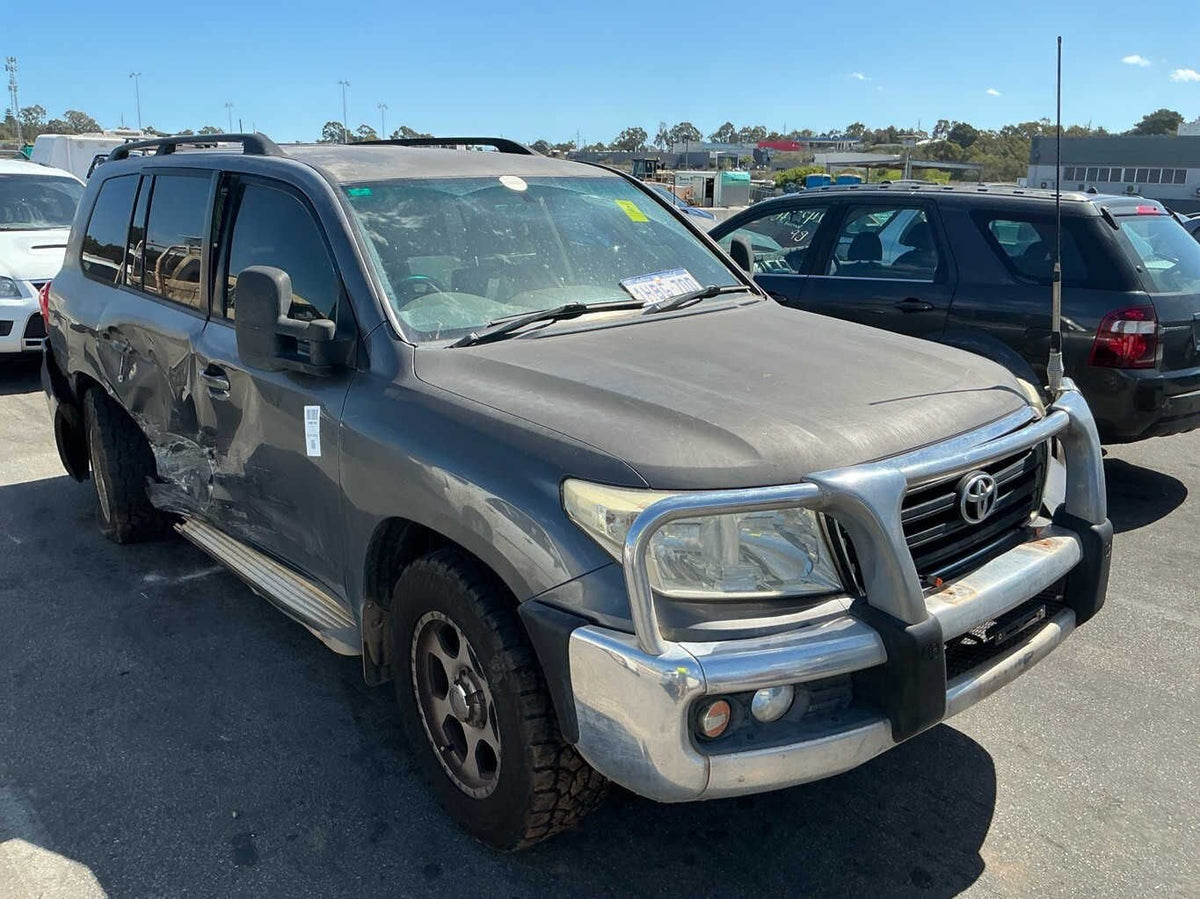 2012 Toyota Land Cruiser J200