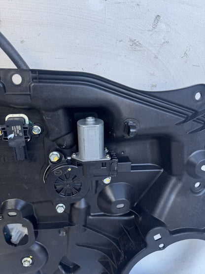 2015 Mazda Mazda2 Hatchback Left Front Window Regulator/Motor
