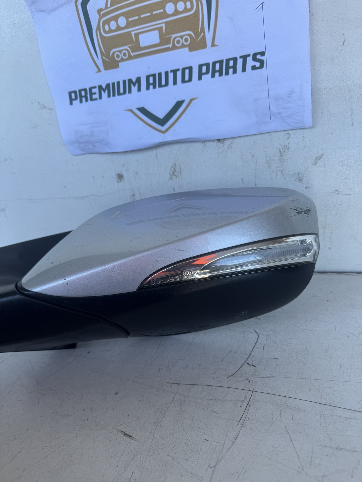 2013 Hyundai Elantra MD Sedan Left Door Mirror