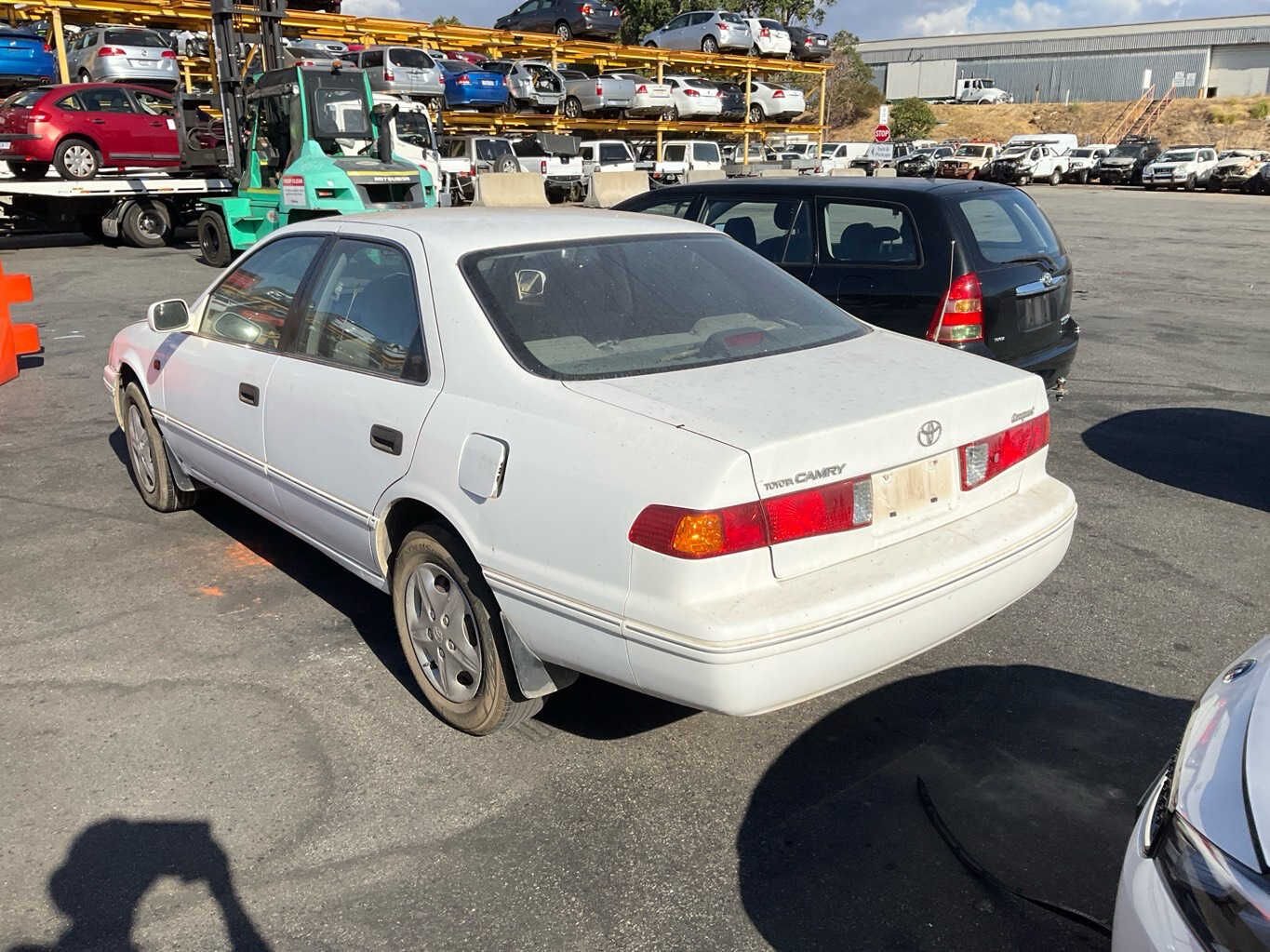 2001 Toyota Camry Conquest XV20Sedan 
Toyota
Camry