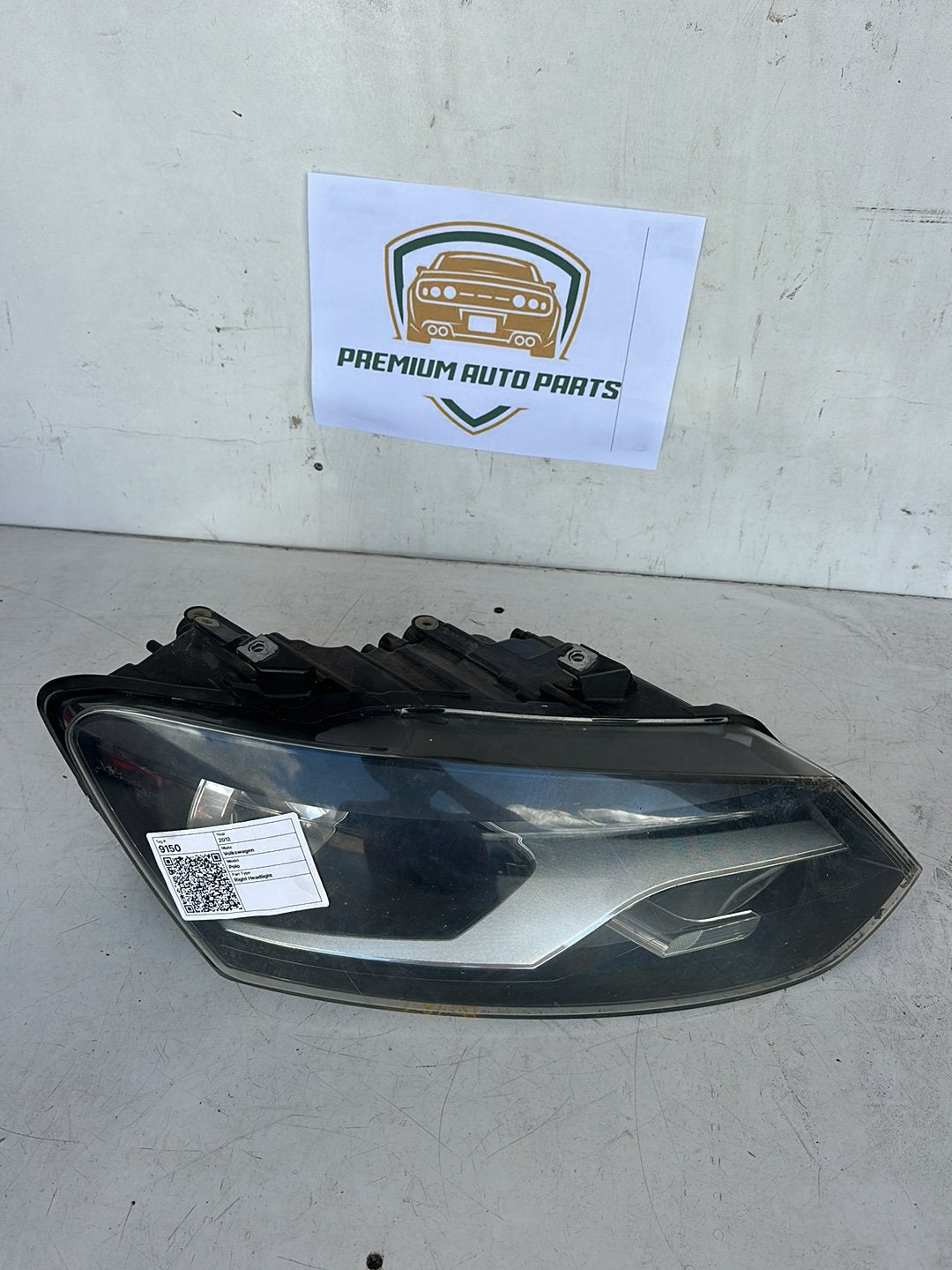 2012 Volkswagen Polo Hatchback Right Headlight