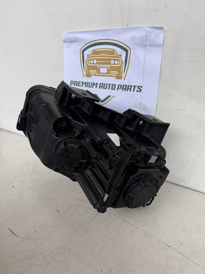 2018 Hyundai Kona OS Station Wagon Right Headlight J9921-21020