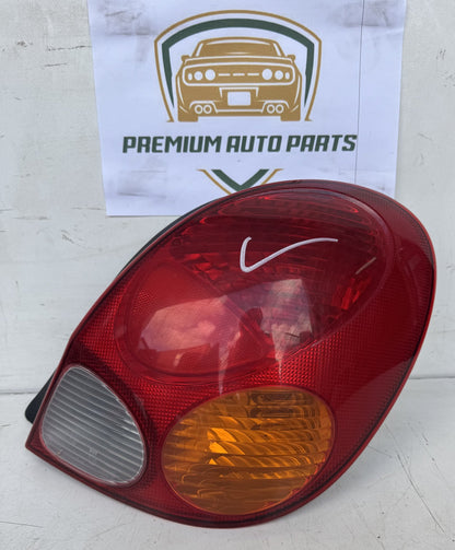 2000  E110 Right Taillight