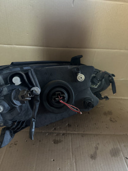 2003 Toyota Camry V30 - Left Headlight