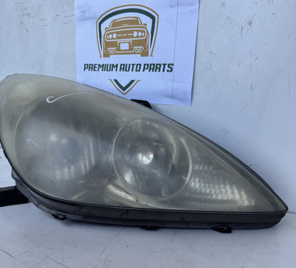 2003   Right Headlight
