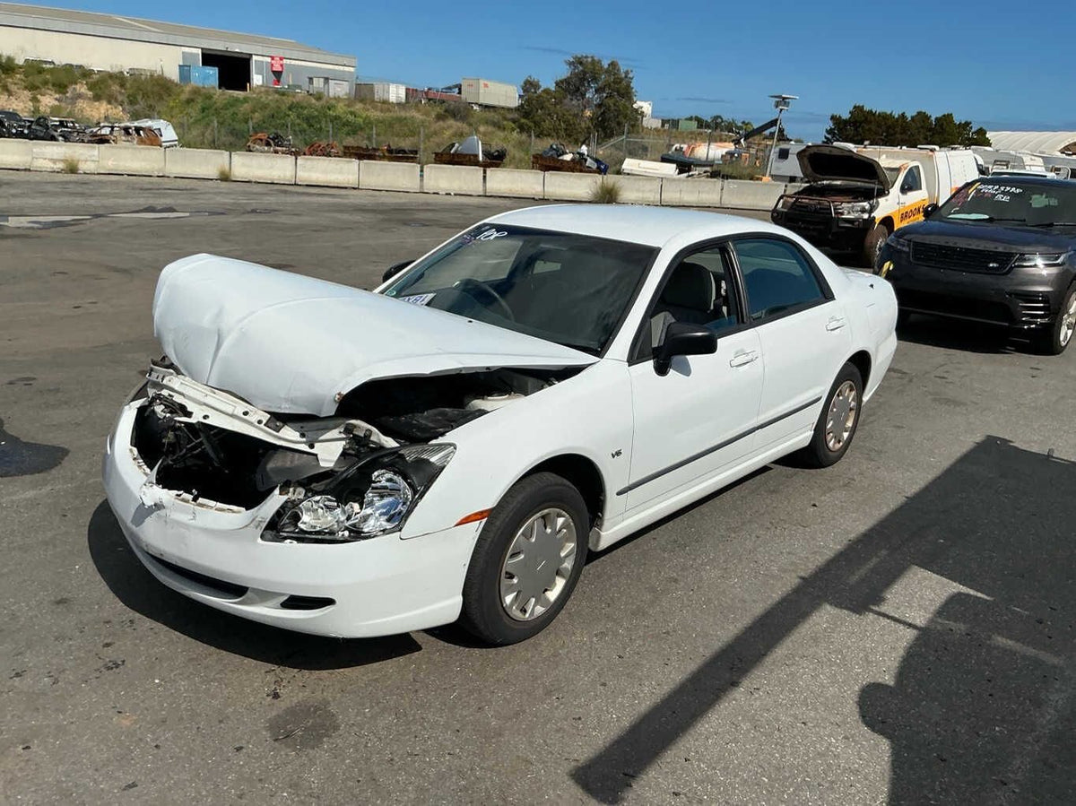 2004 Mitsubishi Magna ES TL