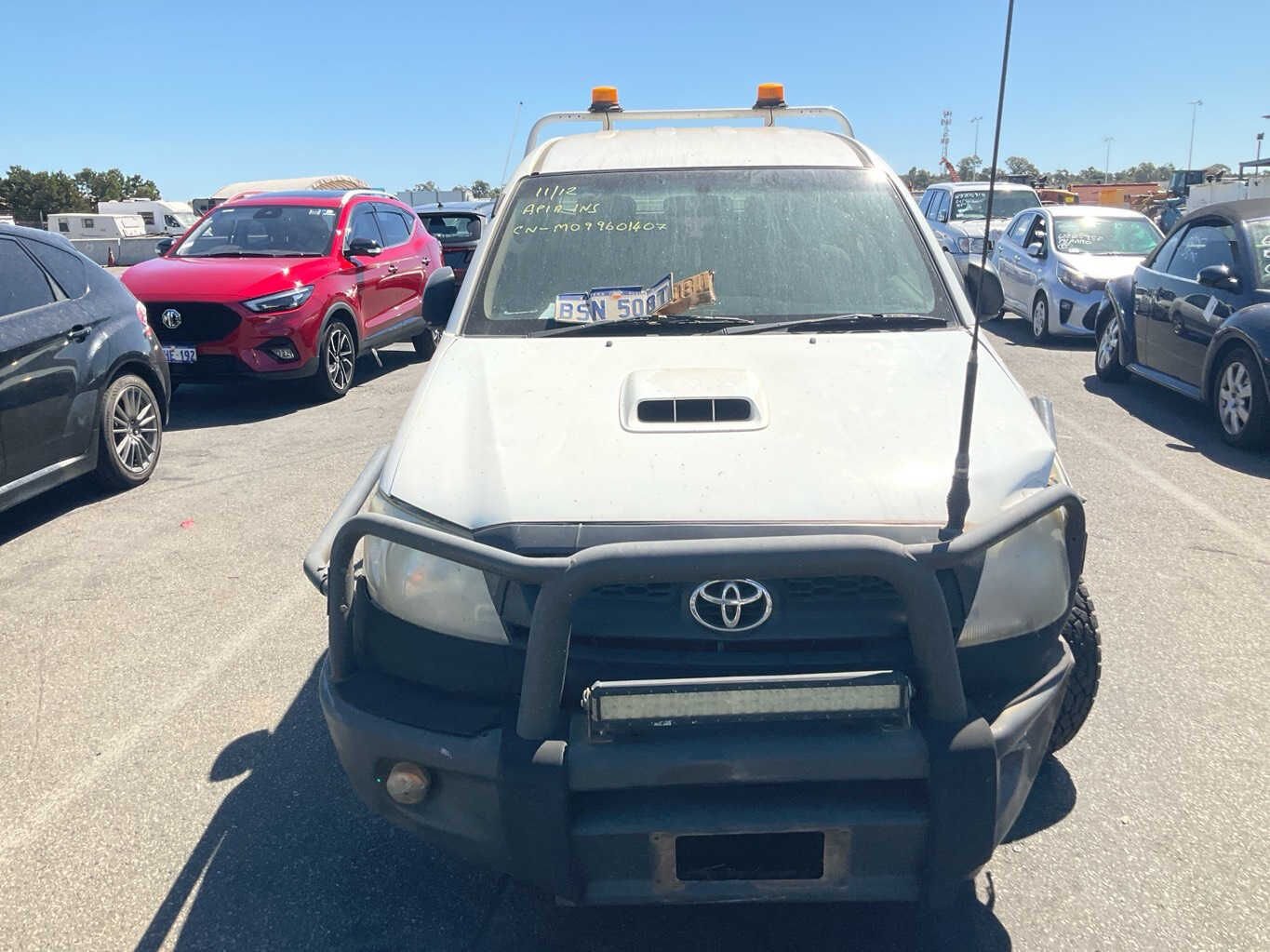 2011 Toyota Hilux Ambiente N70