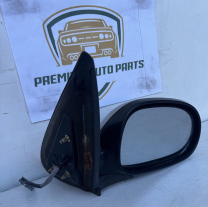 2002   Right Door Mirror