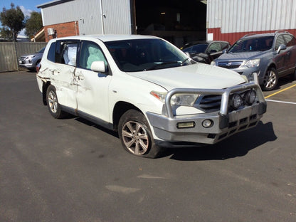 2012 Toyota Kluger U40